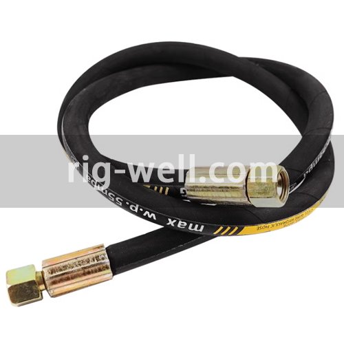 Pressure pipe 38.1mm (1-1/2") 138 Bar (2000 psi) Length 6 meters with both sides fittings