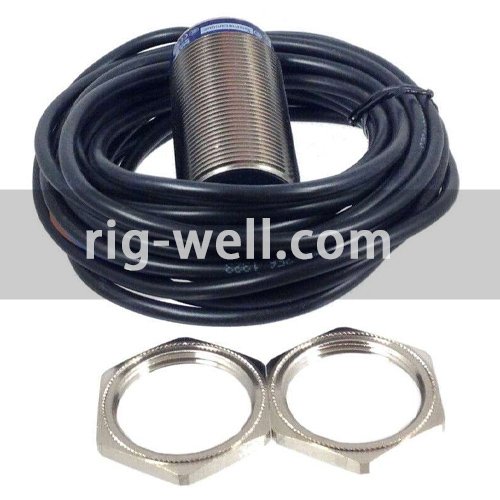 Telemecanique XS630B1MAL5 Inductive proximity sensor