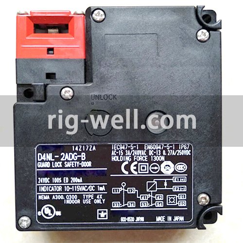 Omron D4NL-2ADG-B Position Switch with Guard Locking