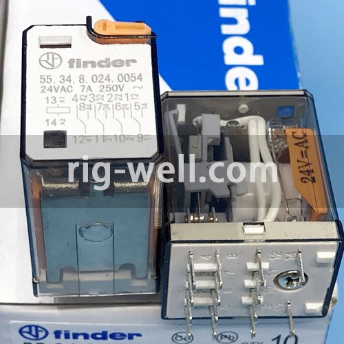 FINDER 55.34.8.024.0054 Plug-in power relay